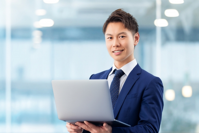 広告を出す前に<br>「勝てるか」を判断します